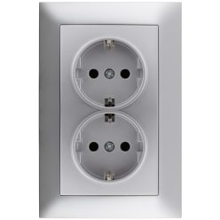 Entac Arnold süllyeszthető fali aljzat 2x földelt Ezüst