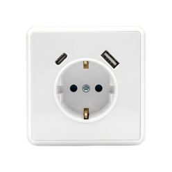 Nova csatlakozóaljzat USB csatlakozóval fehér