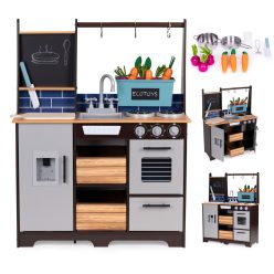   Fából készült konyha gyerekeknek veteményeskerttel és kiegészítőkkel